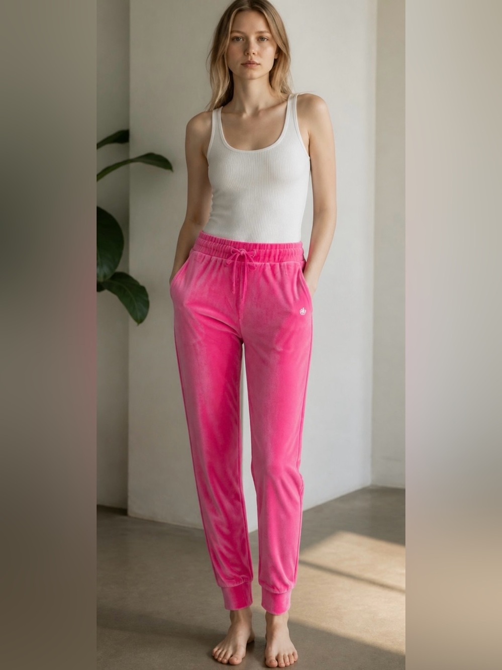 NWT Juicy Couture Velour Sweatpants Hot Barbie Pink Y2K Crown Logo Joggers Sz L - Picture 8 of 8